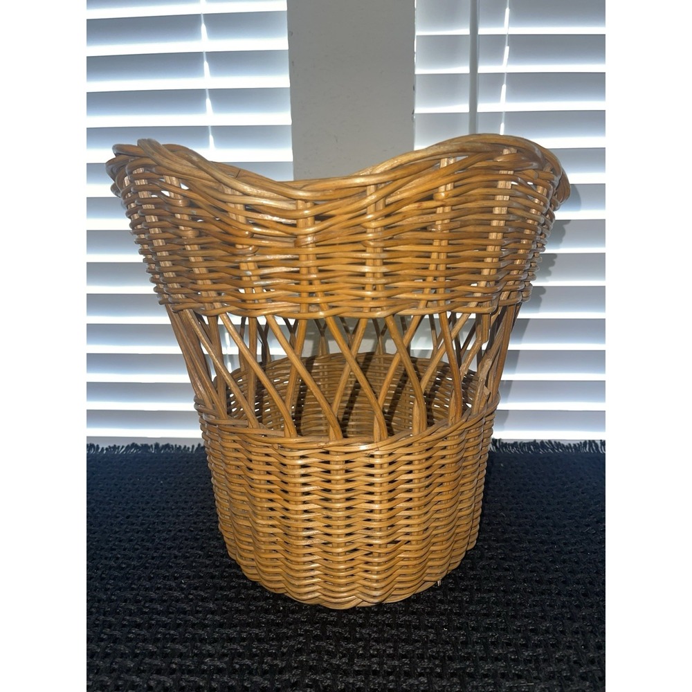 Vintage Woven Wicker Wastebasket With A Flared Scalloped Rim Rare Shape